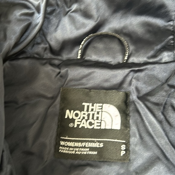 North Face midi puffer coat w/down insulation - Picture 3 of 9